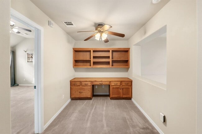 Building Photo - 8917 Old Lampasas Trail