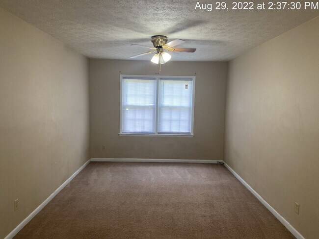 Building Photo - 6515 Kemper Ct