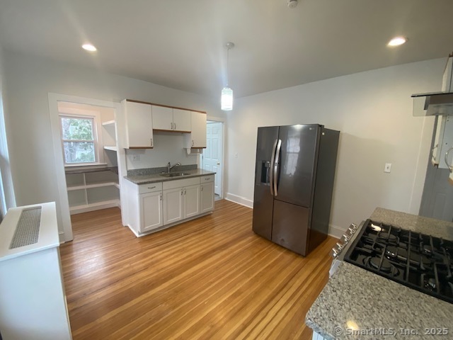 Building Photo - 109 Evergreen Ave
