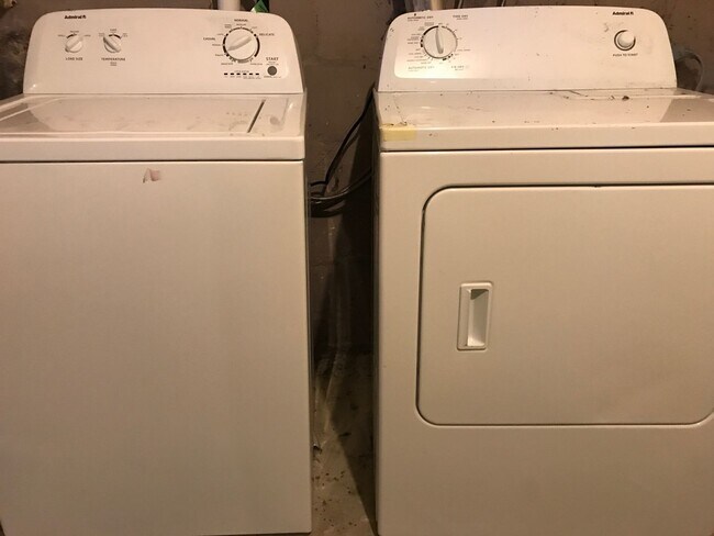 Building Photo - Spacious & Updated Craftsman House in Gifford Park