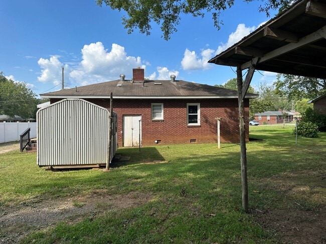 Building Photo - 1116 Cornelia Cir