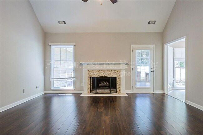 Building Photo - 3250 Hopewell Chase Dr