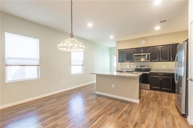 Building Photo - 108 Athena Way