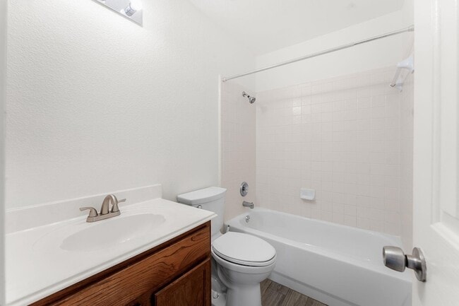 Building Photo - 5900 Taylorcrest Dr