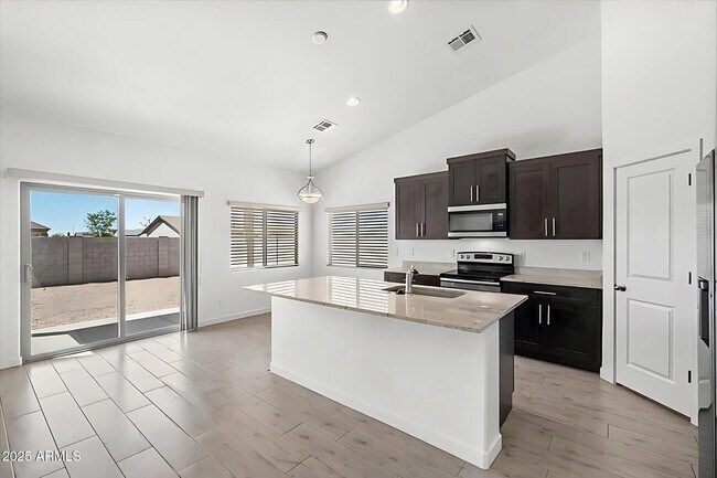 Building Photo - 10997 Cambria Cir
