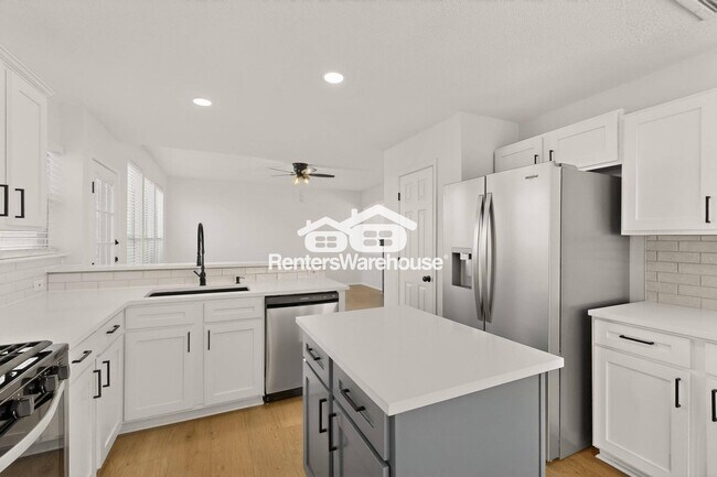 Building Photo - 4918 Silverweed Dr