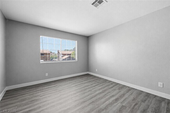 Building Photo - 808 Majestic Rock Cir