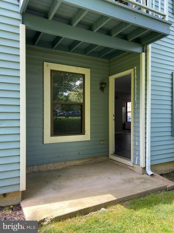 Building Photo - 157 Bradford Ct