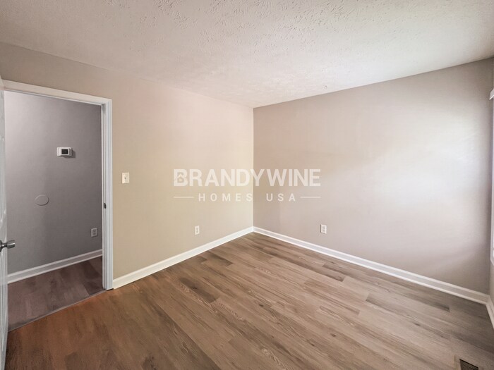 Building Photo - 1704 Hickory Grove Trail NW