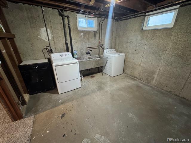 Building Photo - 2189 S Xavier St