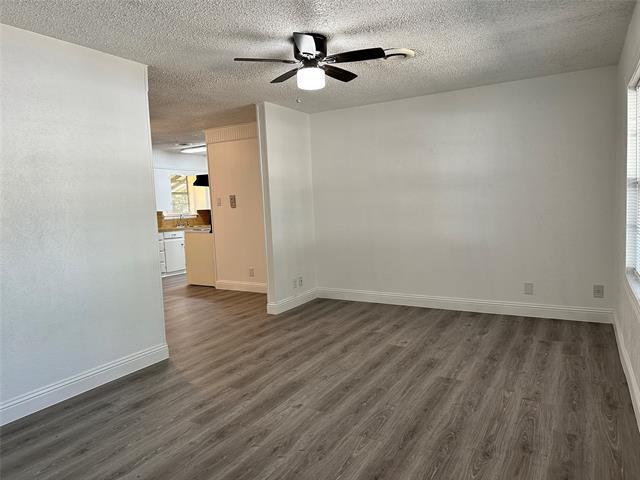 Building Photo - 3211 Poplar St