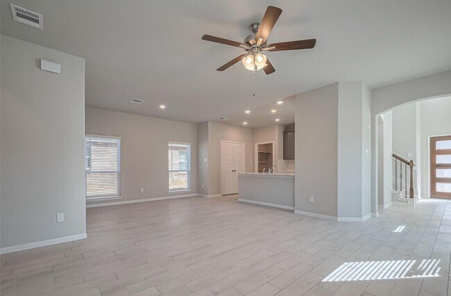 Building Photo - 22807 Ephesus Ave