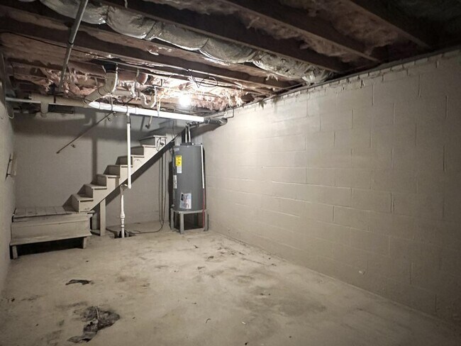 Building Photo - 3024 Brechin Rd