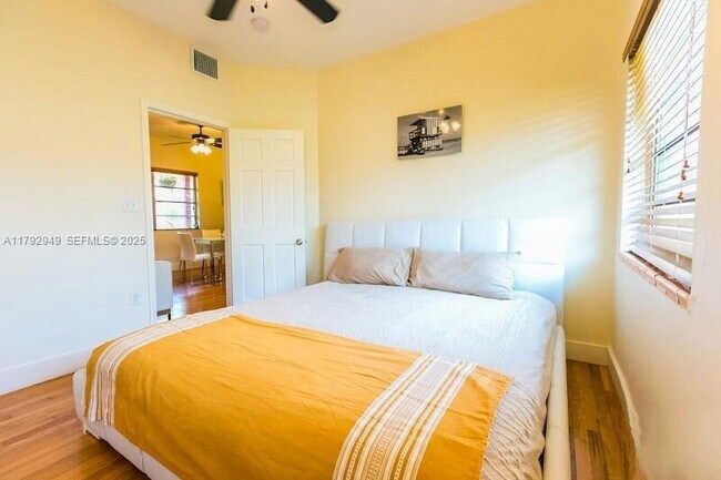 Building Photo - 1550 Jefferson Ave