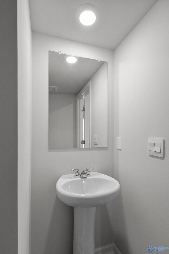 Building Photo - 21432 Scuttle St