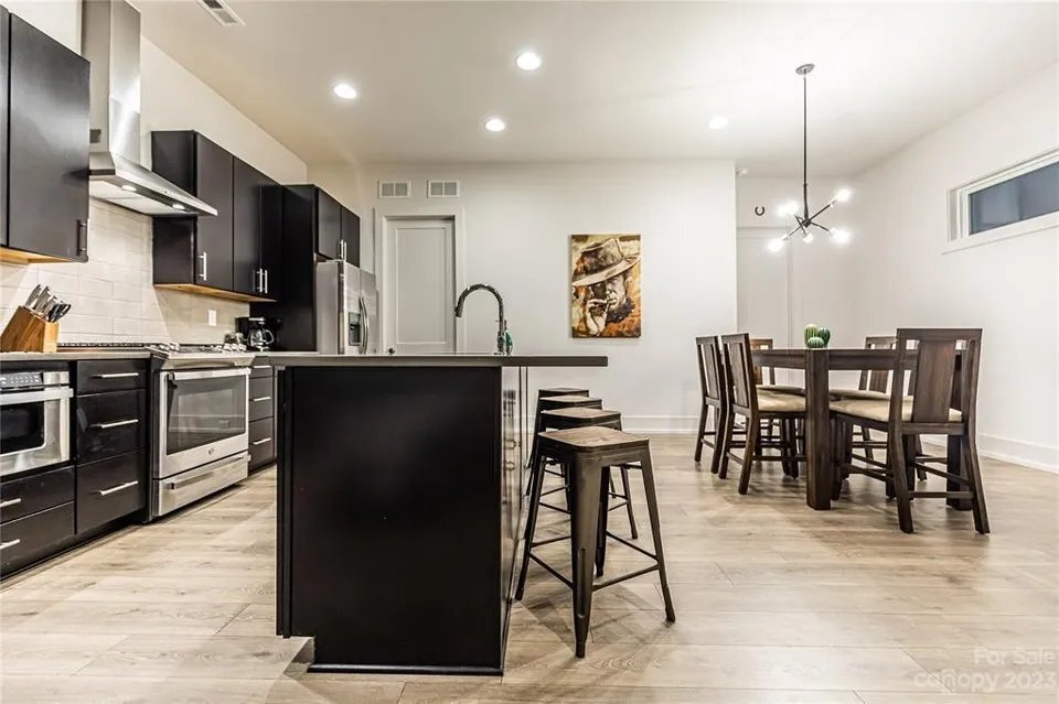 Building Photo - 4115 Merlane Dr