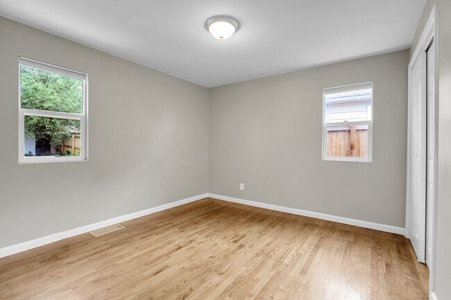 Building Photo - 4885 Tejon St