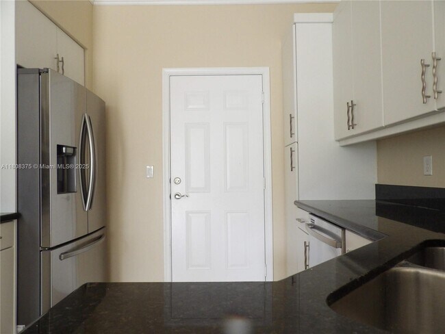 Building Photo - 3075 NW 126th Ave