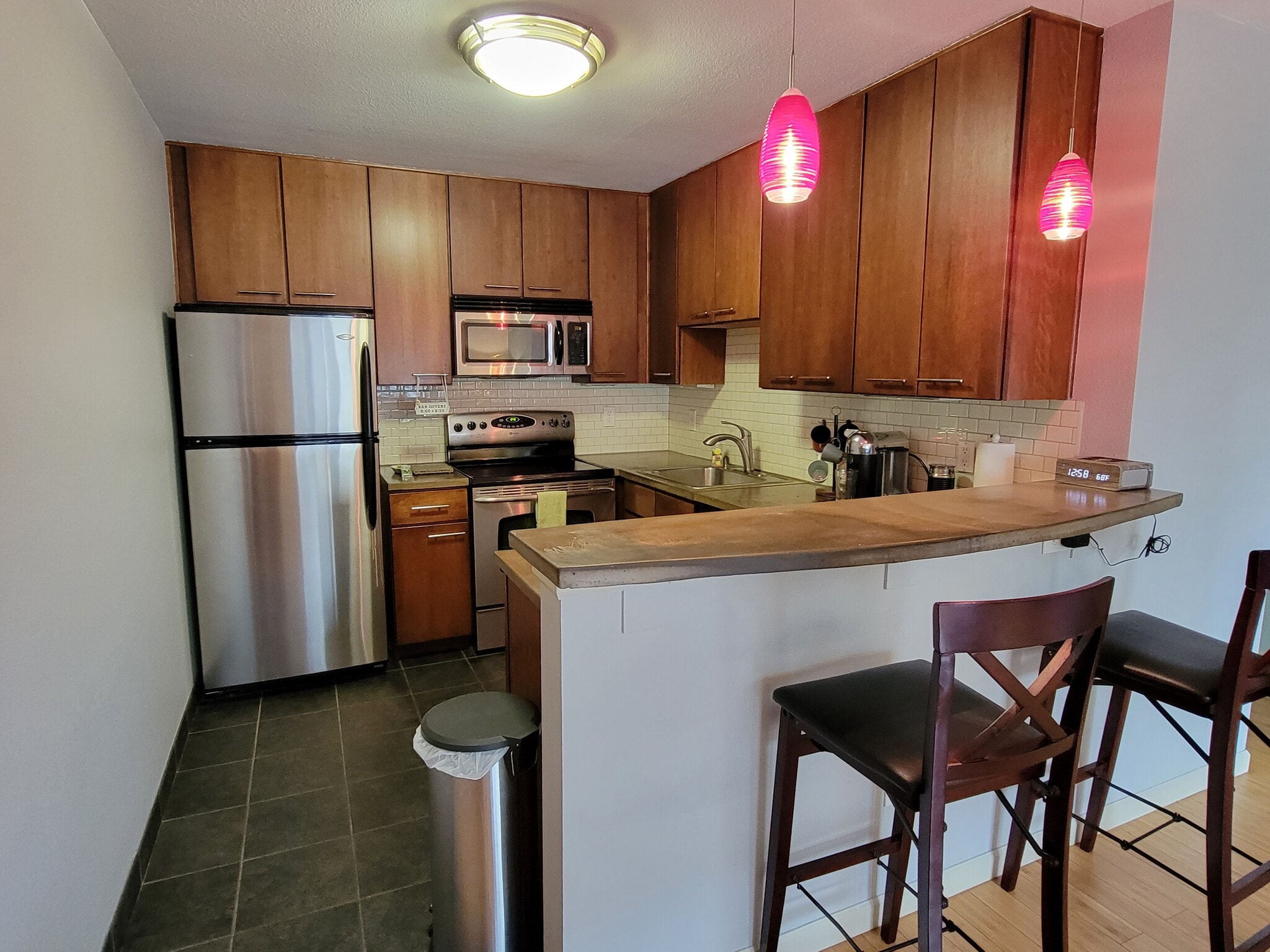 Kitchen - 1231 N Downing St