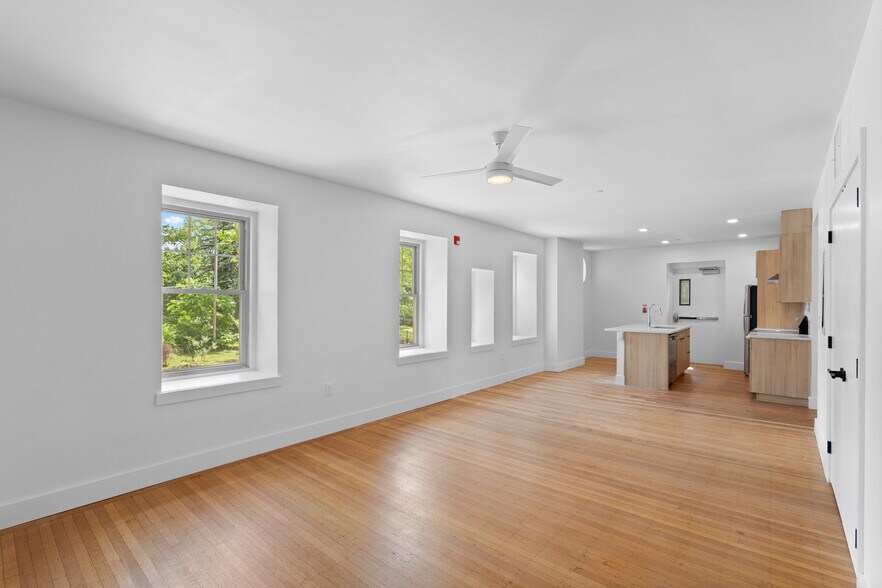 Building Photo - 6401 Wayne Ave