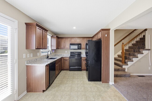 Building Photo - 4417 N 106th St