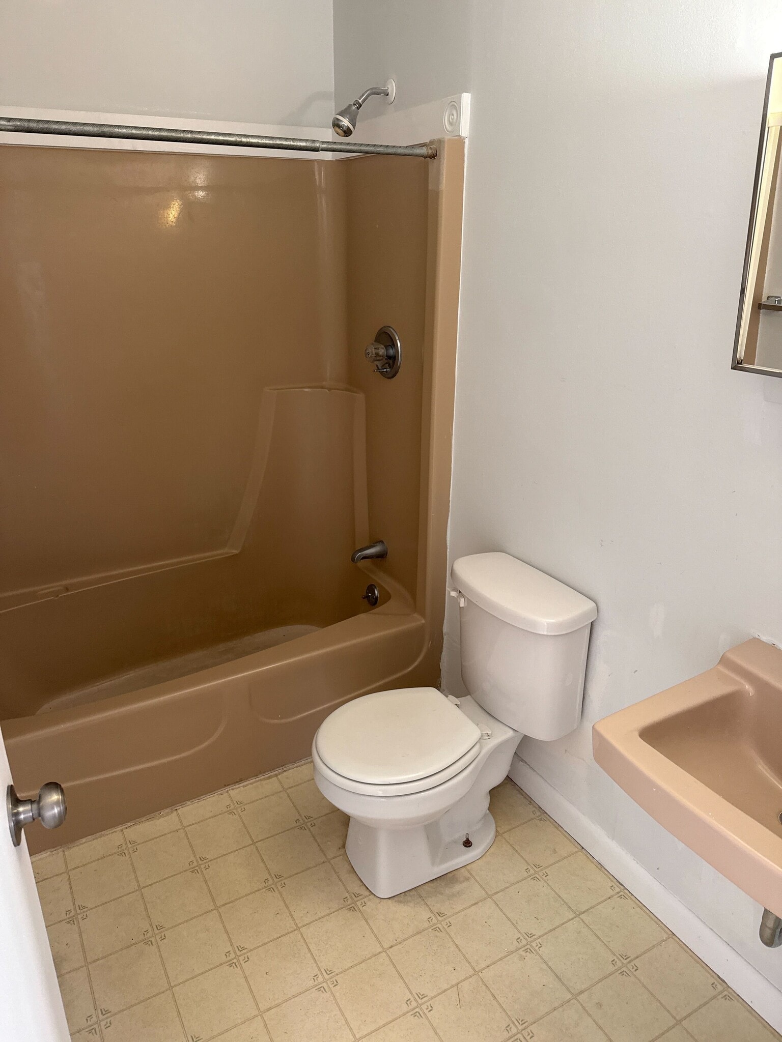 Building Photo - 147 State St