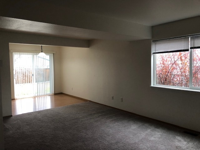 Living room - 468 W Shore Dr