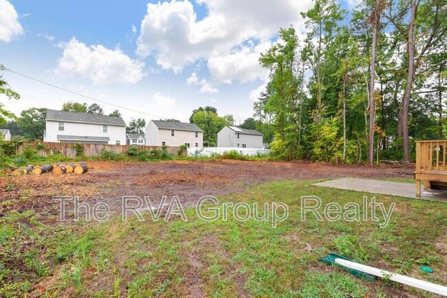 Building Photo - 5620 Moss Side Ave