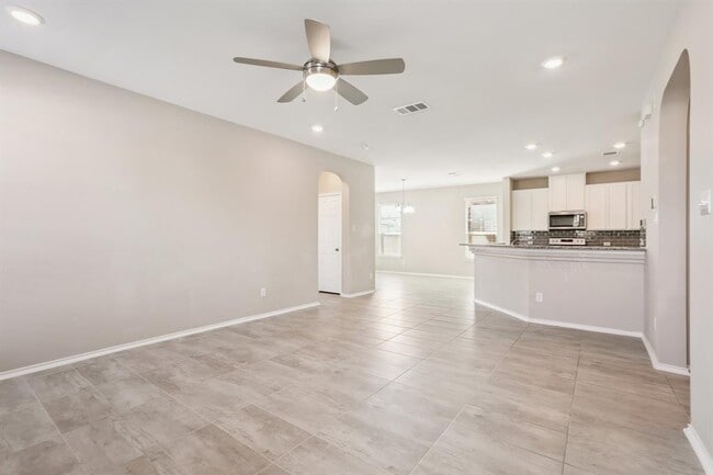 Building Photo - 17117 Gibbons Path