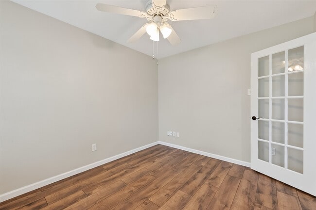 Building Photo - 21519 Sapphire Ct