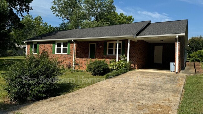Primary Photo - 220 Wilkins Ave