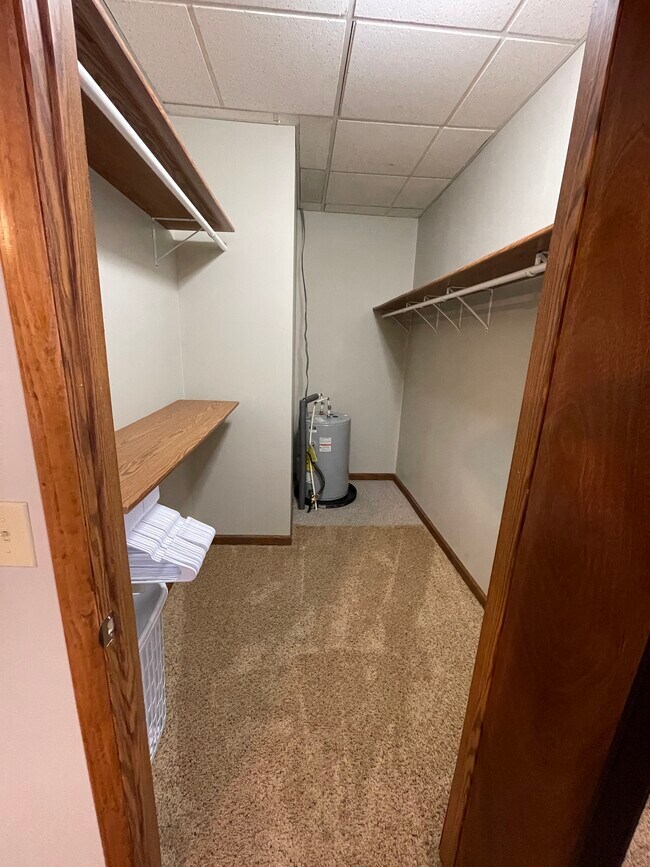 Walk in master closet - 259 S Miami St