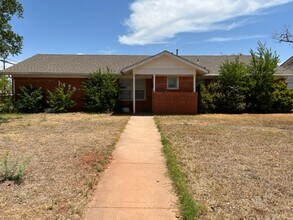 Building Photo - 1479 Beechwood Ln