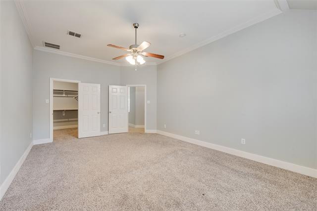 Building Photo - 5218 Hopewell Dr