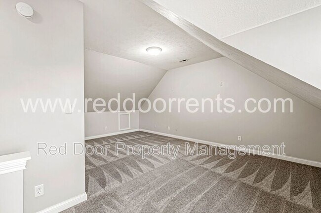 Building Photo - 2406 N Delaware St