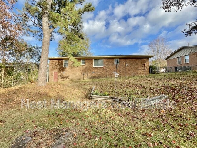 Building Photo - 5376 S Sumac Cir
