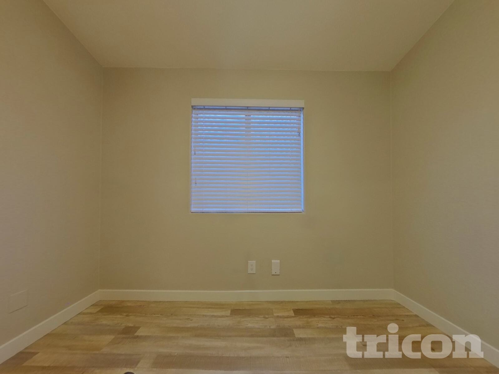 Building Photo - 350 N 152nd Dr