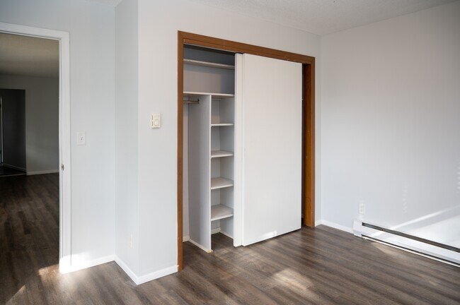 Building Photo - 3244 Marion Rd SE