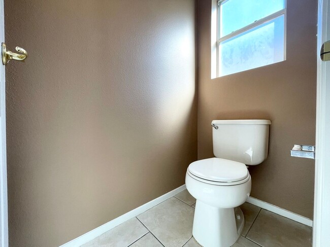 Building Photo - Nice 1-Story Single House