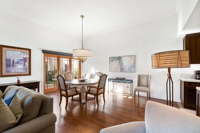 Building Photo - Luxury Golf Course Retreat in Indian Wells