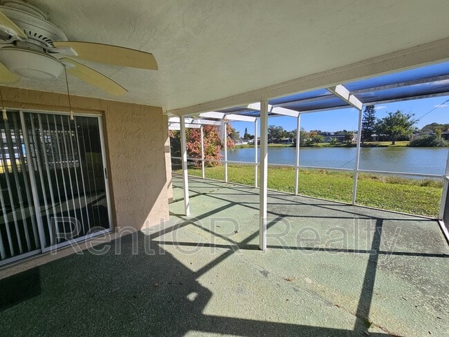 Building Photo - 4020 Pleasant Ridge Dr