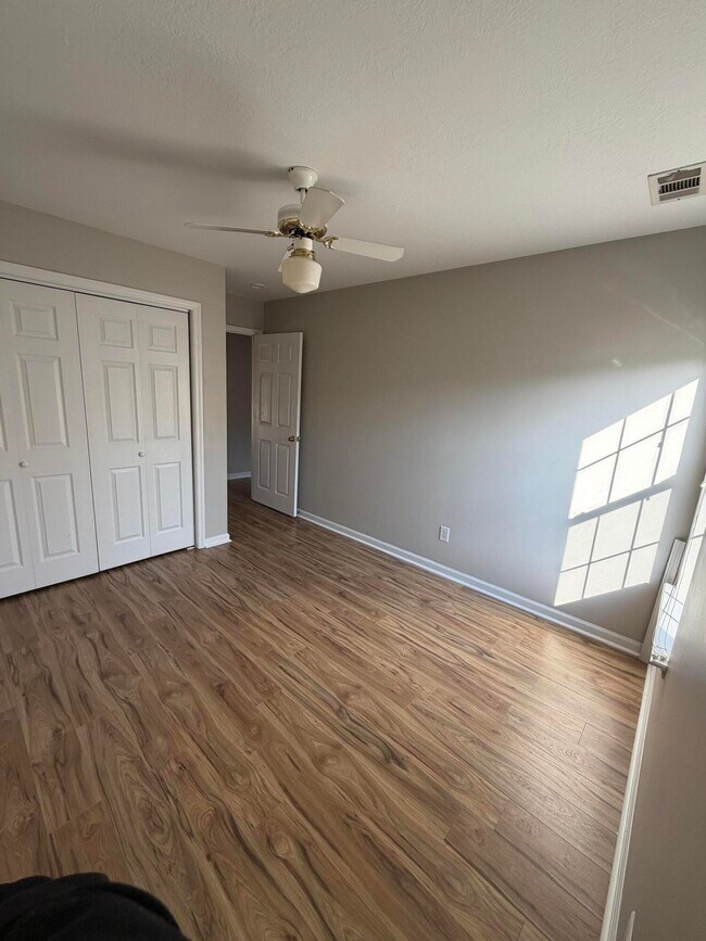 Building Photo - 516 Granite Point