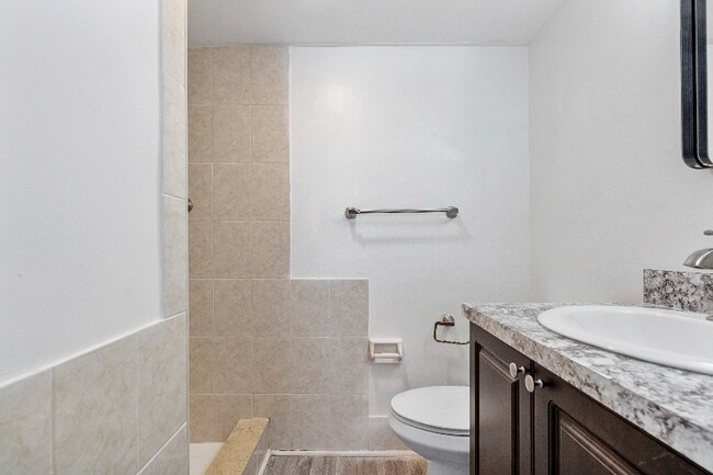 Building Photo - 5971 NW 17th Pl