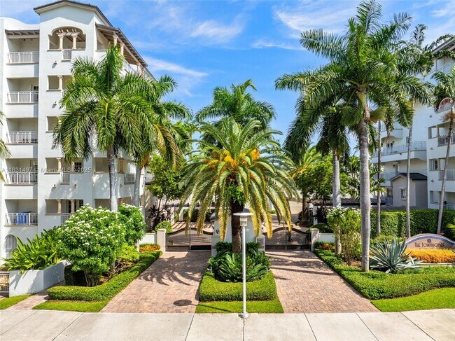 Building Photo - 1415 Sunset Harbour Dr