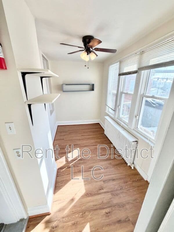 Building Photo - 814 Longfellow St NW