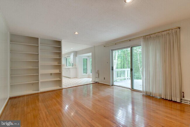 Building Photo - 2503 Fowlers Ln