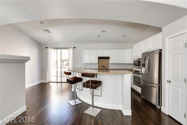 Building Photo - 5752 Murtiga Ct