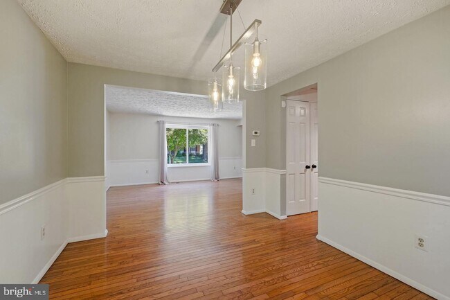Building Photo - 12236 Stoney Bottom Rd