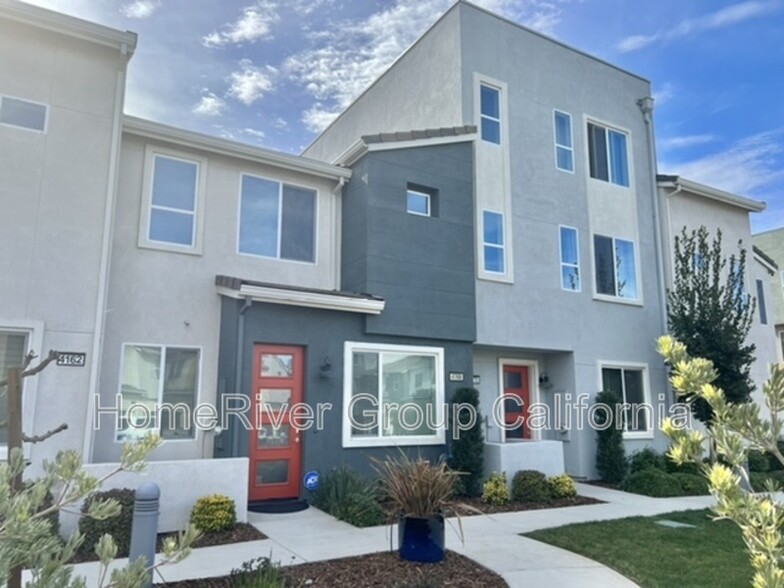 Building Photo - 4168 Interceptor Ln