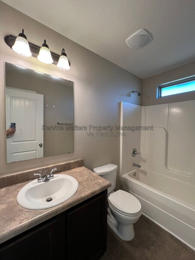 Building Photo - 7045 Harvest Way